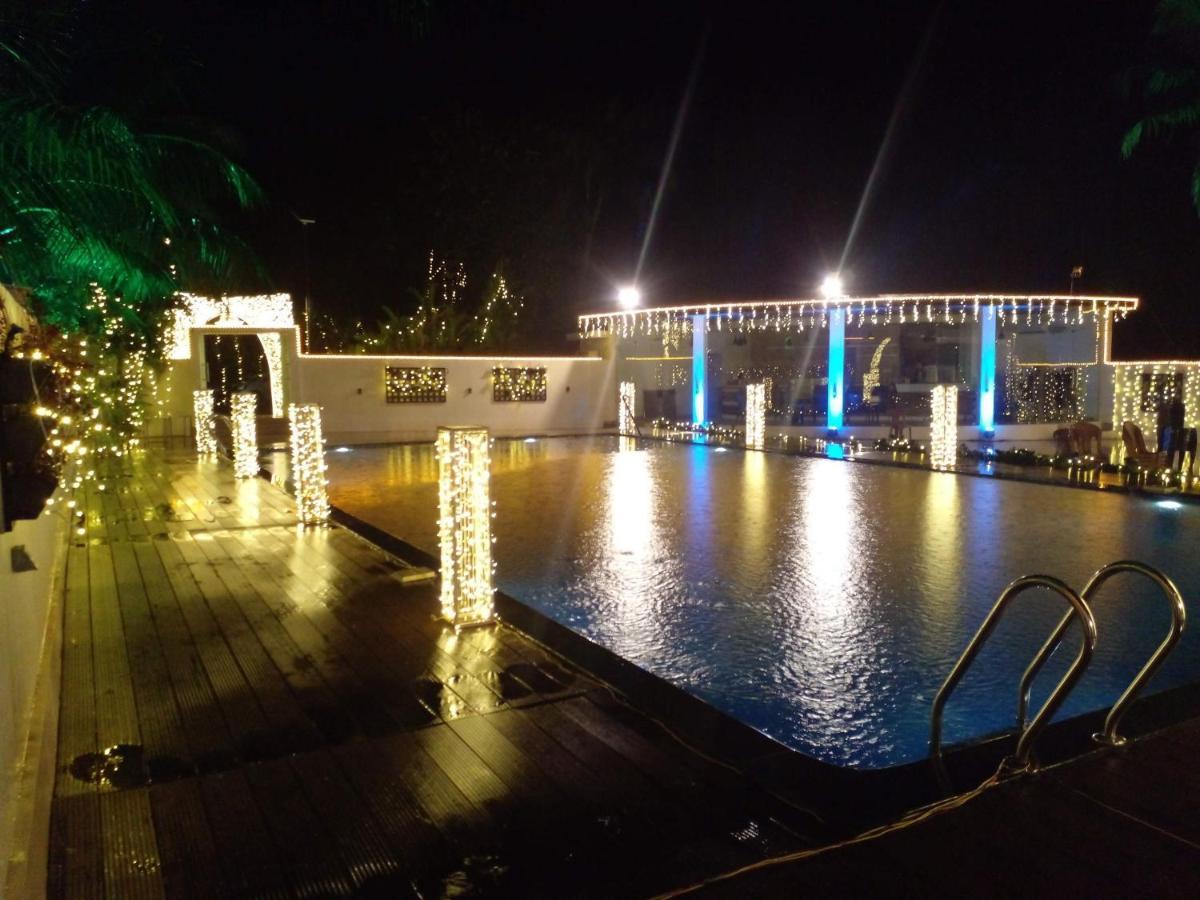Angamaly Convention Centre Hotel Kochi Exterior foto